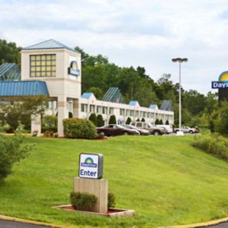 Days Inn Port Jervis Kültér fotó
